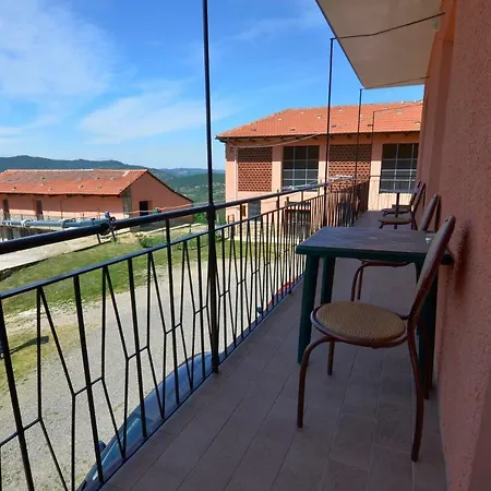 ゲストハウス Case Franzero Levice